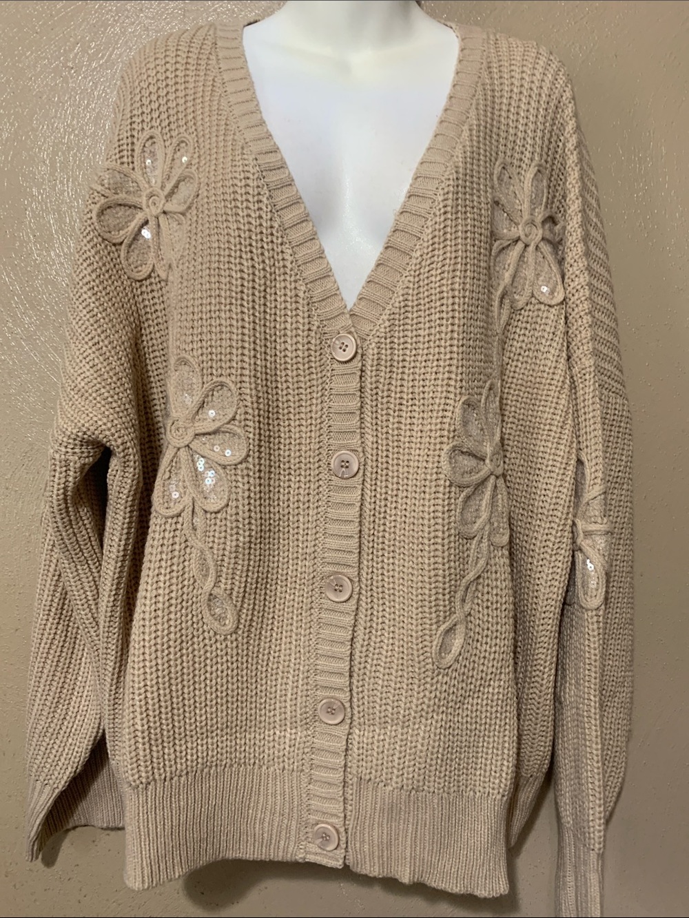 Cat 26/28W Embroidered Floral Knit Cardigan Sweater in Beige NWOT